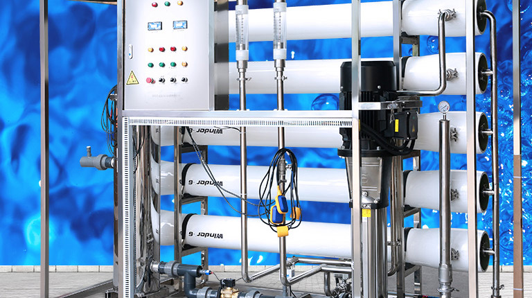 反滲透純凈水設(shè)備清洗是必要的 反滲透純凈水設(shè)備清洗是必要的